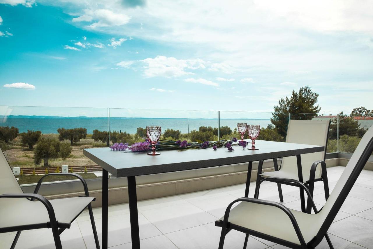 Le Grand Reve Aparthotel Gerakini Exteriör bild