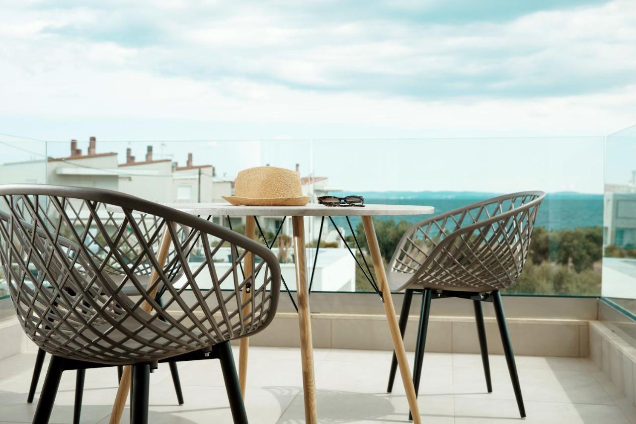 Le Grand Reve Aparthotel Gerakini Exteriör bild